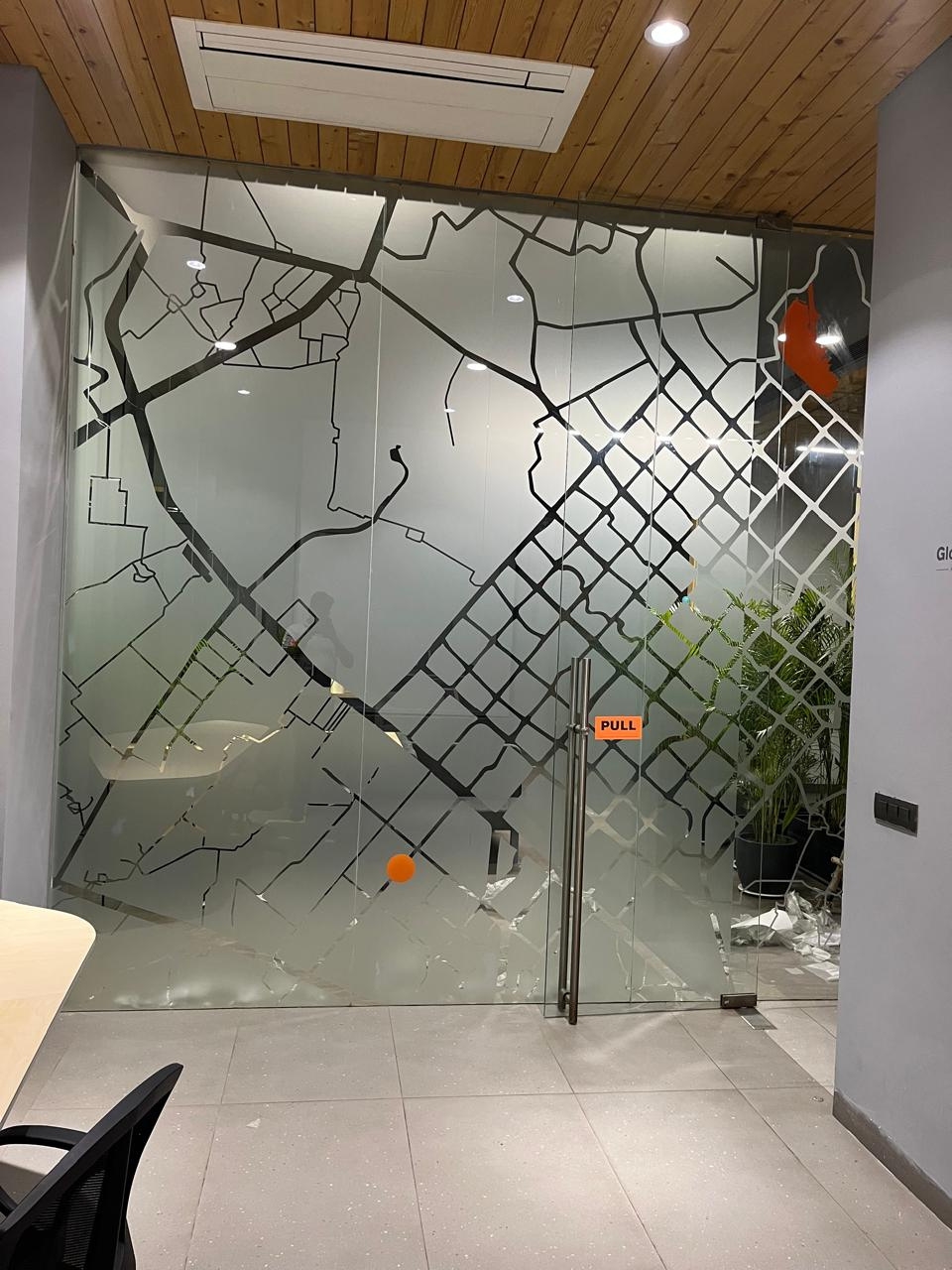 SR Graphics & Signage