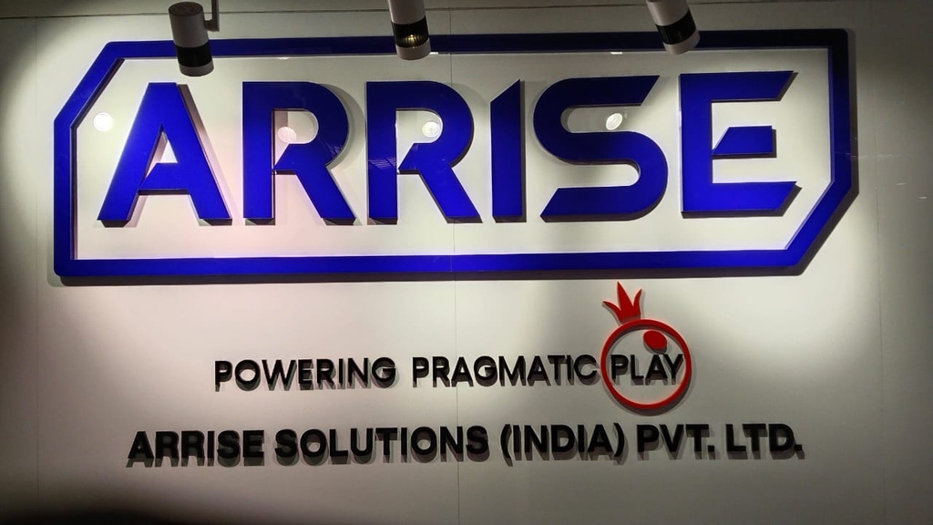 SR Graphics & Signage